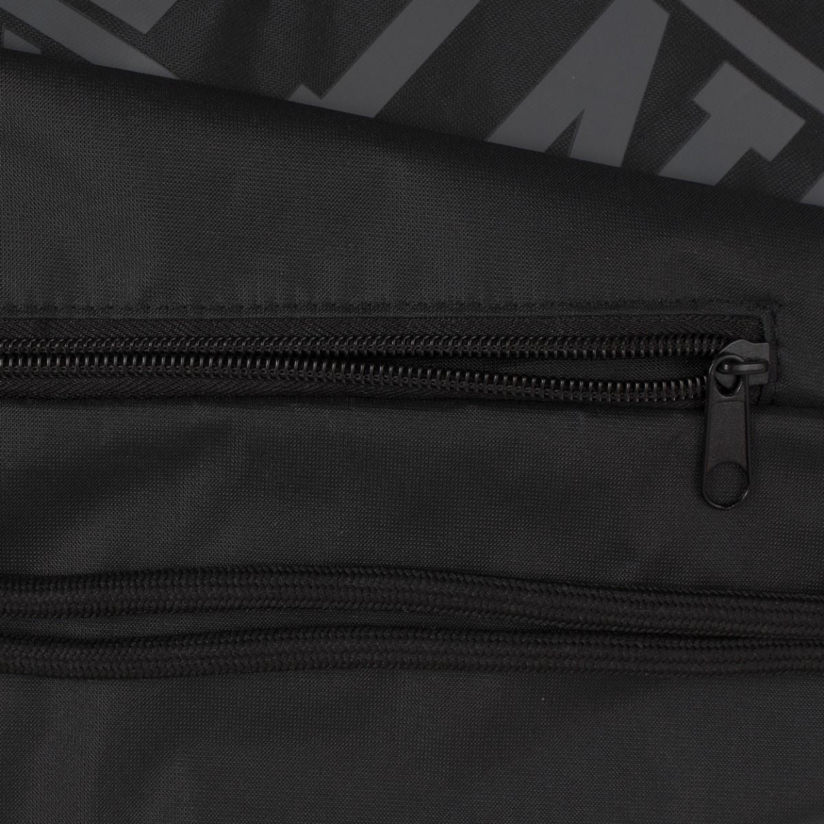 Ben Lee чанта Carpino, черна