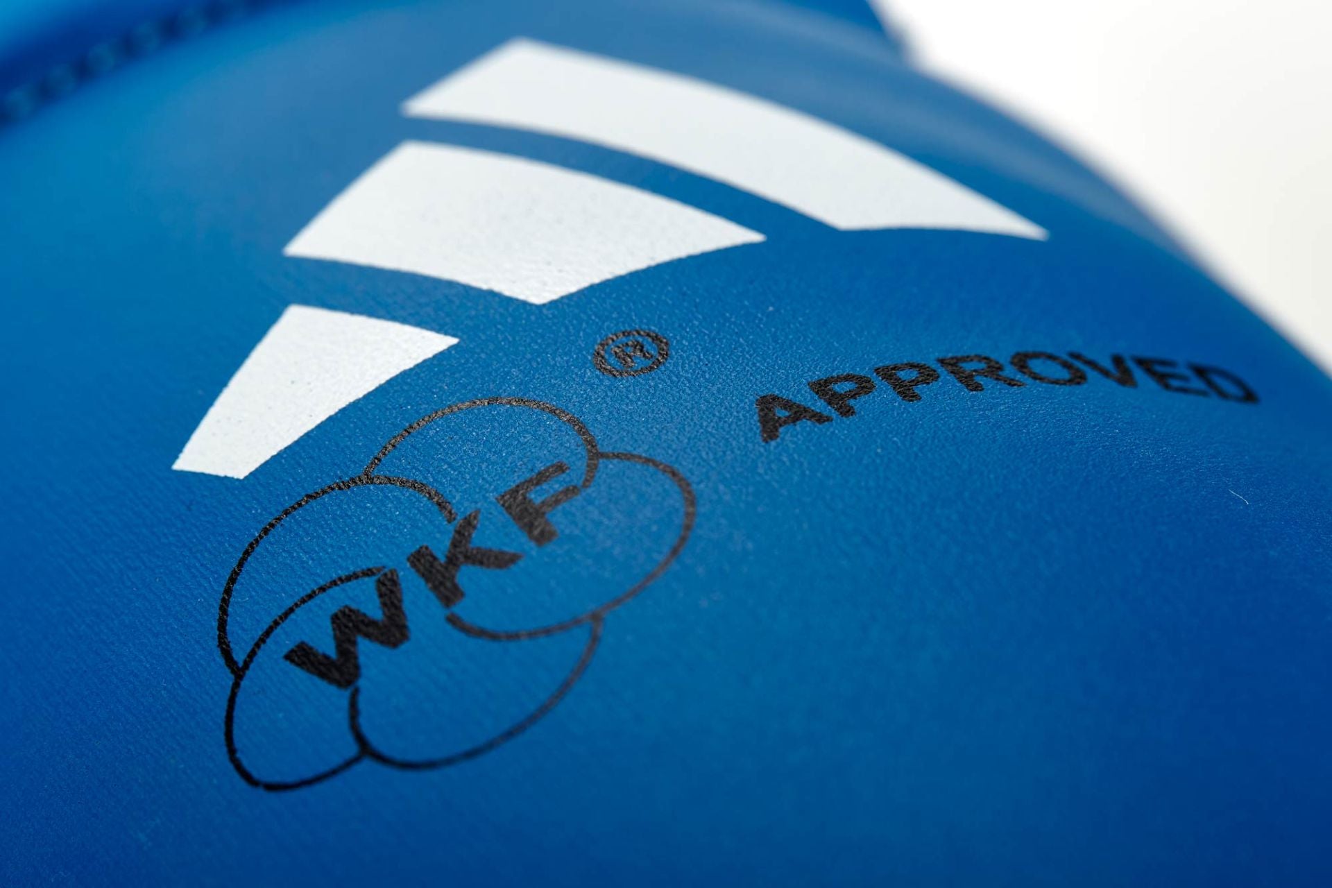 Adidas протектори за глезени, одобрени от WKF, сини