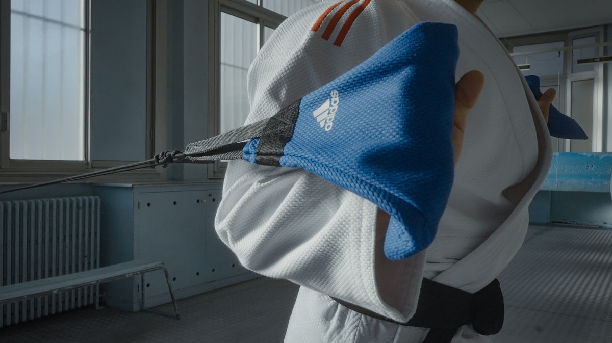 Adidas uchi komi, синьо