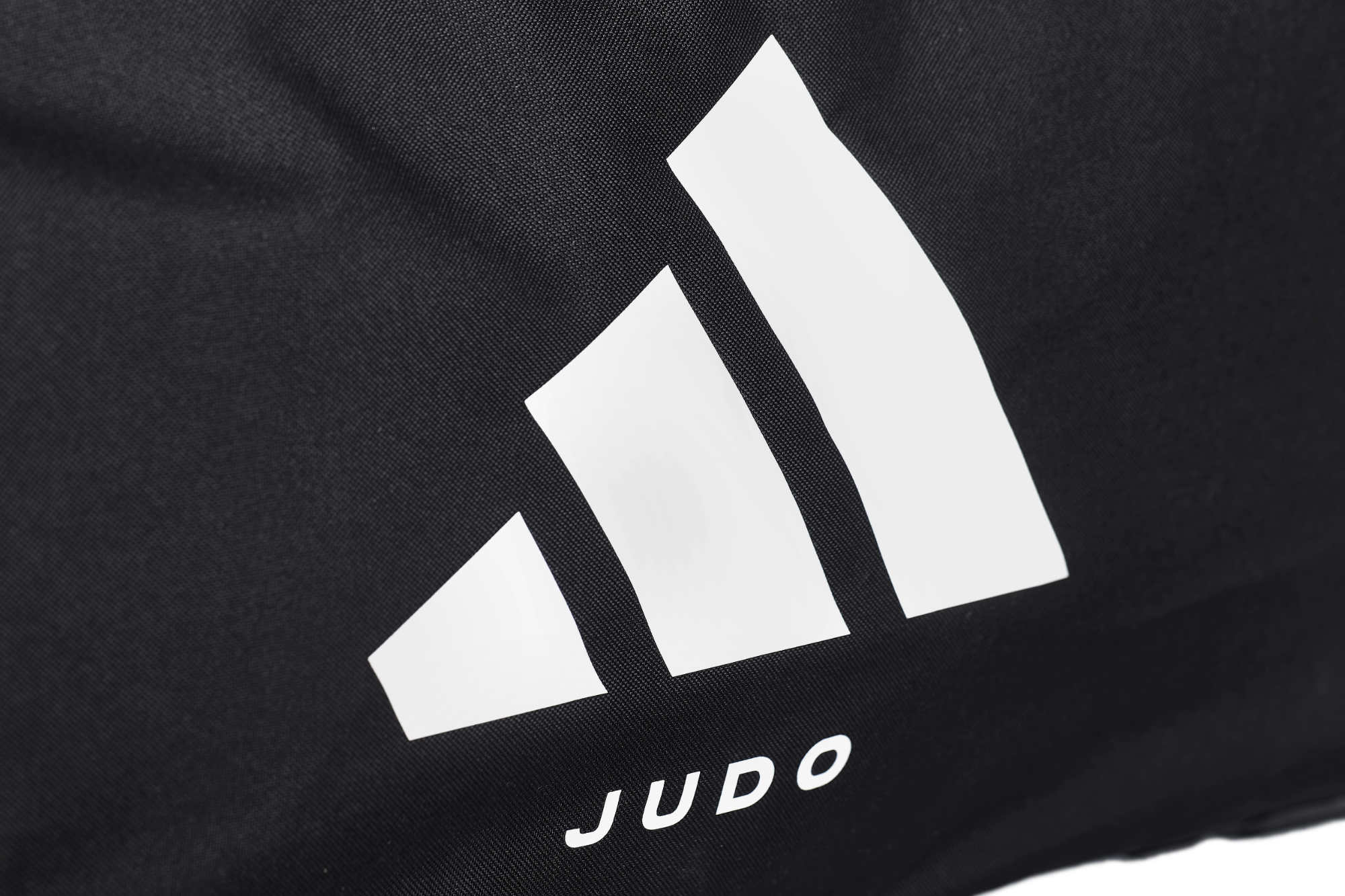 Adidas джудо чанта на колелца, черна