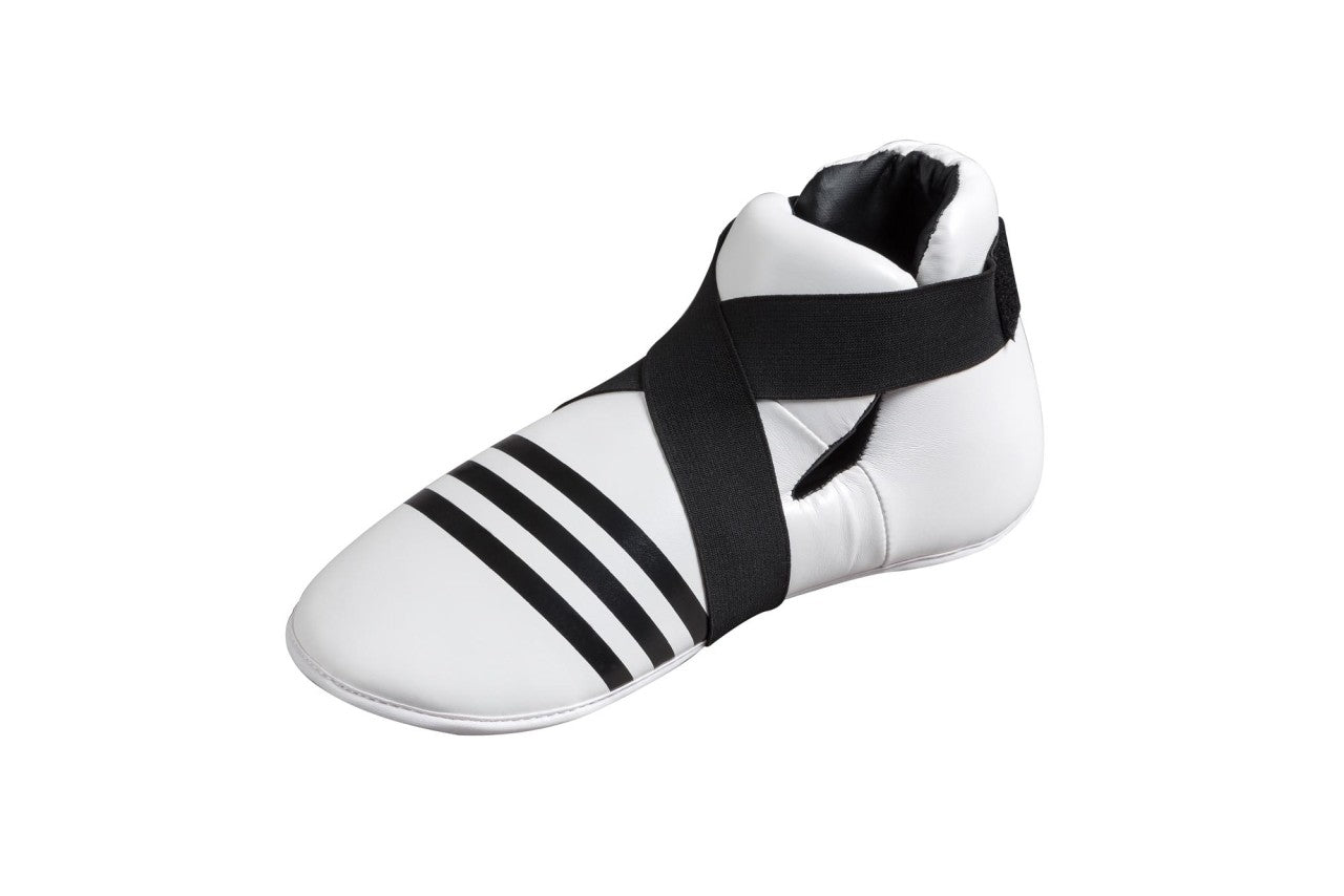 Adidas кикбокс обувки Super Safety Kicks, бели