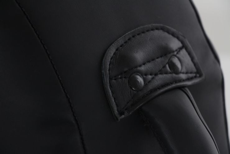 Adidas кожена маківара Round Hit Pad