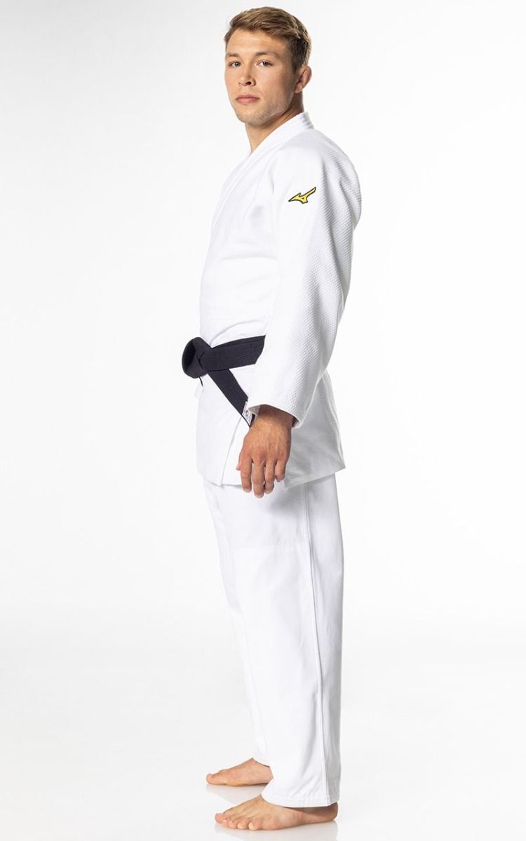 Mizuno JU кимоно Yusho III IJF 750g, бяло
