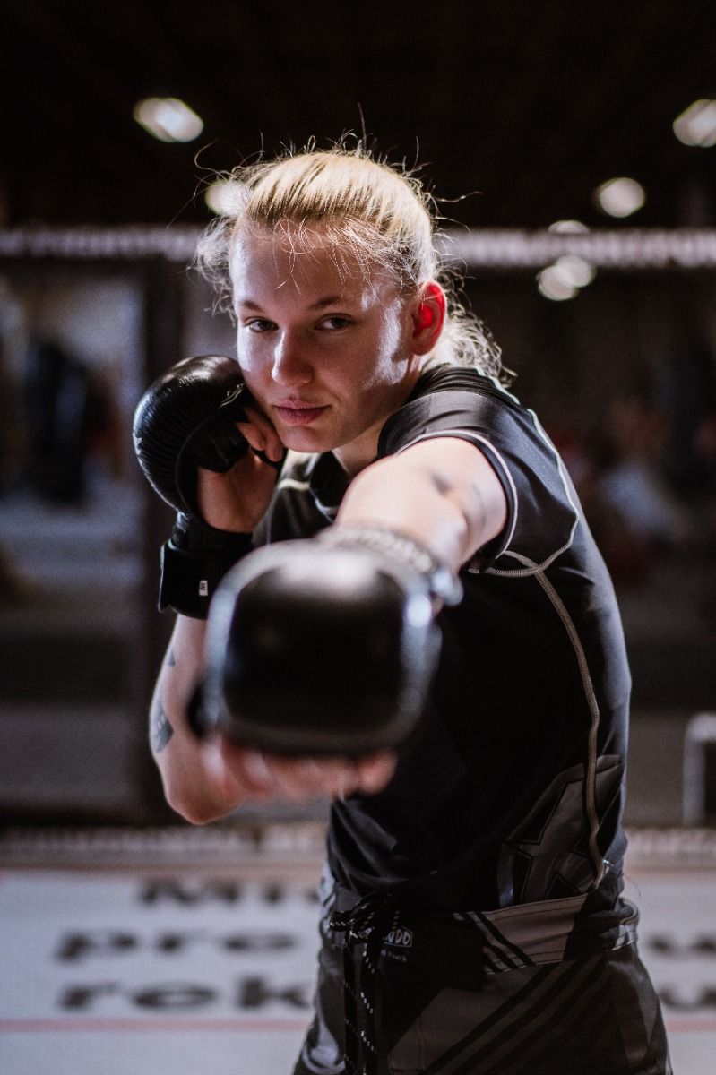 Katsudo MMA ръкавици тренингов уред , черни