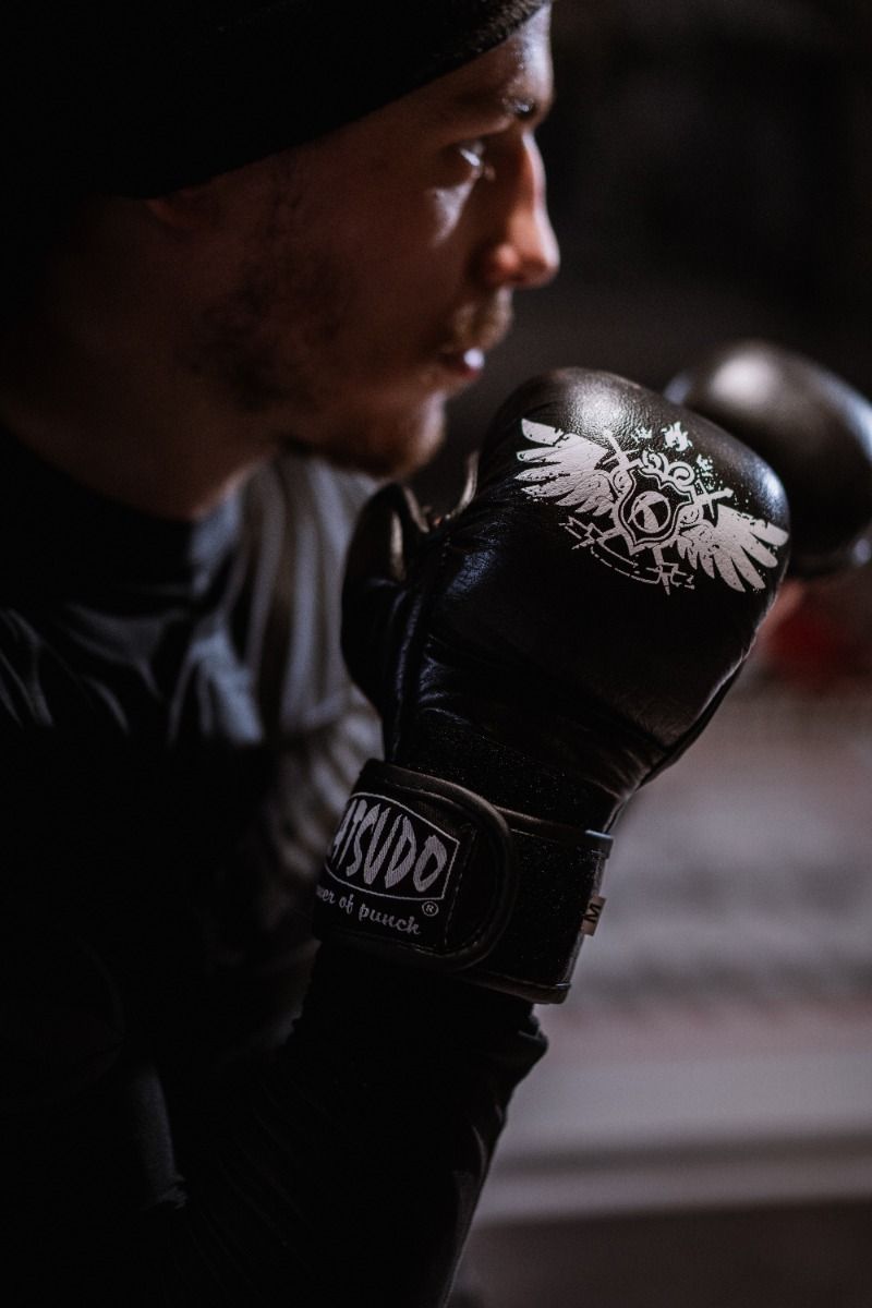Katsudo MMA ръкавици тренингов уред , черни