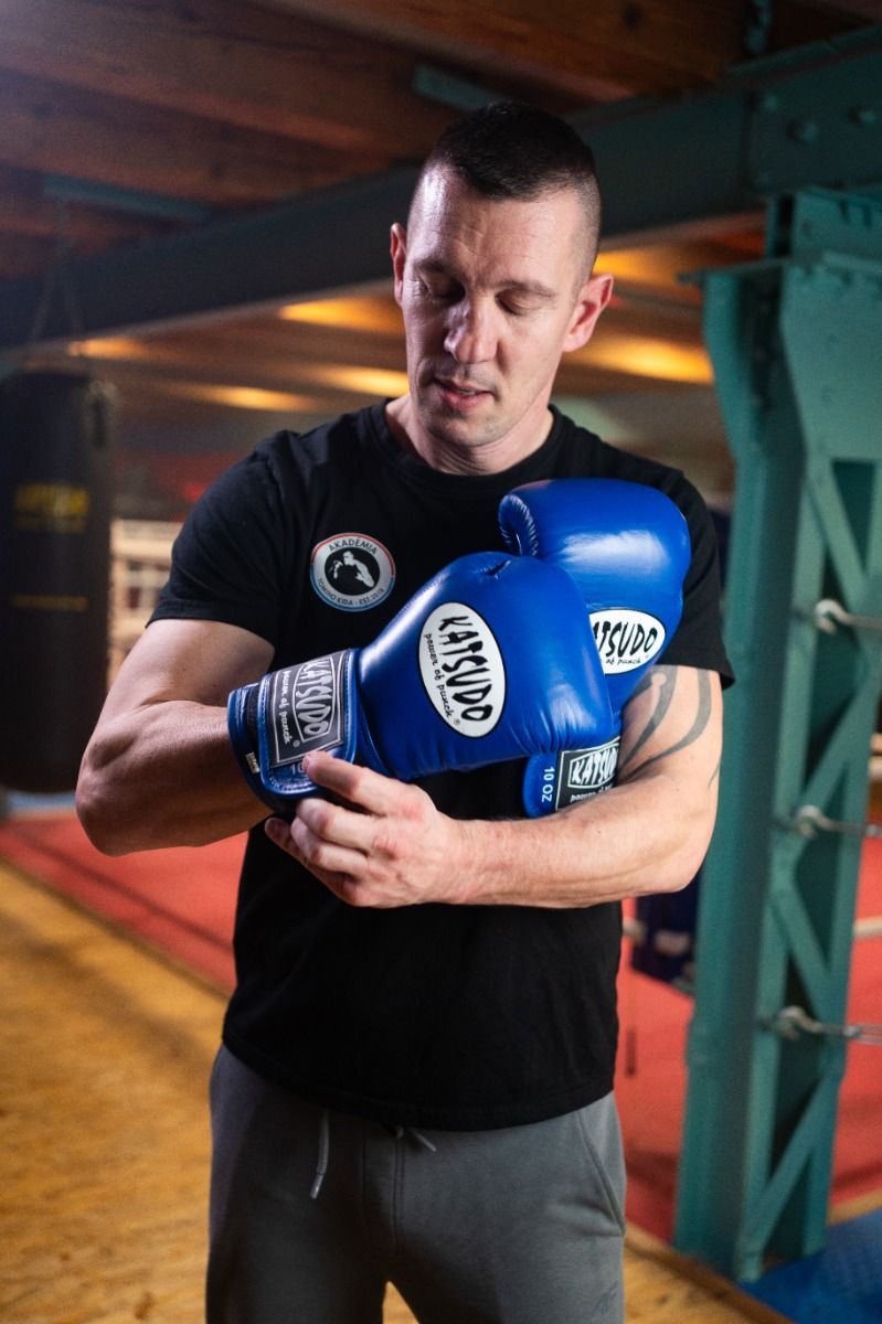 Katsudo Hawk боксови ръкавици , бели